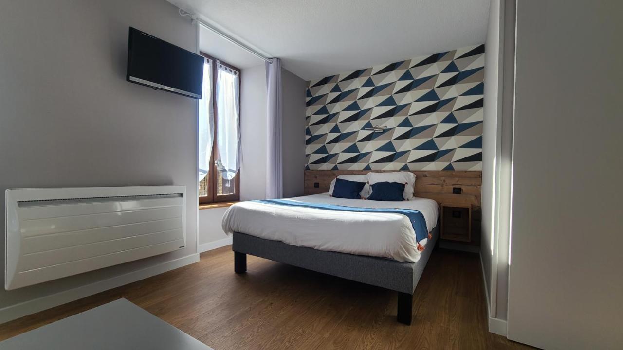 Logis Hotel Auberge De L'Allagnonette Saint-Poncy Dış mekan fotoğraf
