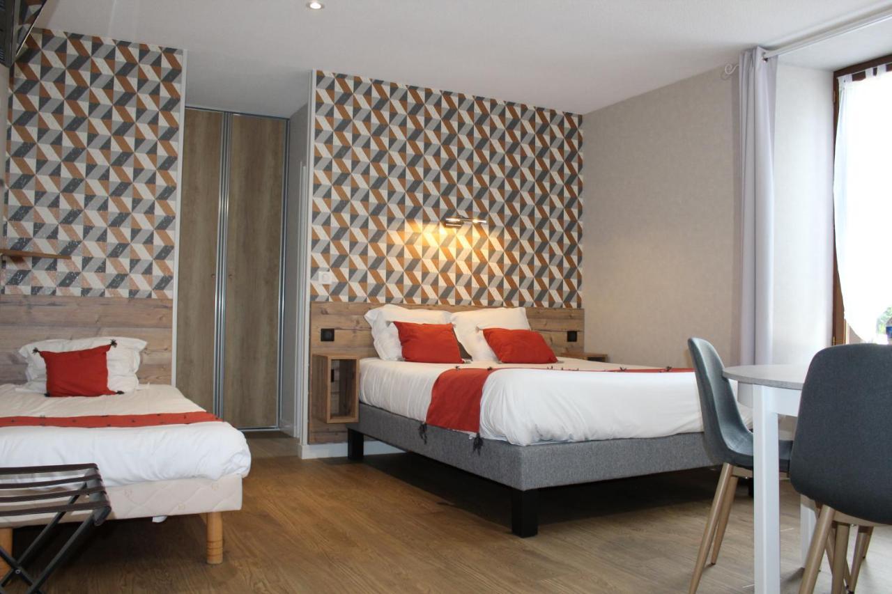 Logis Hotel Auberge De L'Allagnonette Saint-Poncy Dış mekan fotoğraf