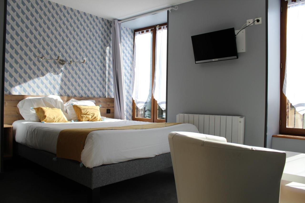 Logis Hotel Auberge De L'Allagnonette Saint-Poncy Dış mekan fotoğraf