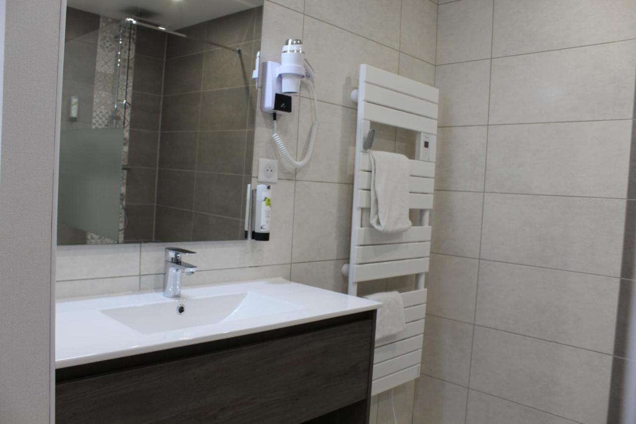 Logis Hotel Auberge De L'Allagnonette Saint-Poncy Dış mekan fotoğraf
